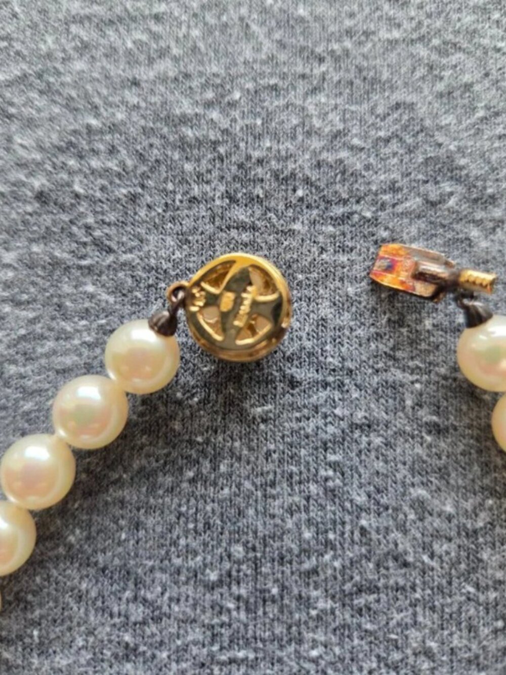 Majorica 17” Pearl Necklace Gold Plated Clasp - Picture 3 of 8